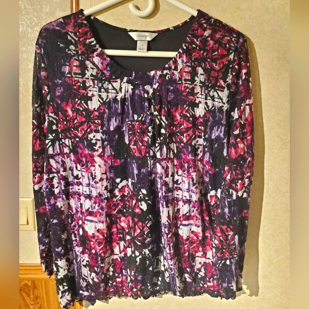 81. C.J Banks Beauriful Lined top